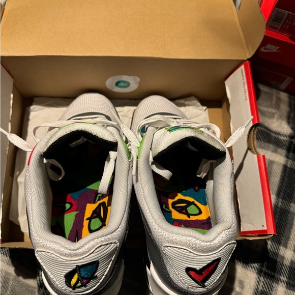 Air max 90, turf orange, size 11.5 - Picture 2 of 6